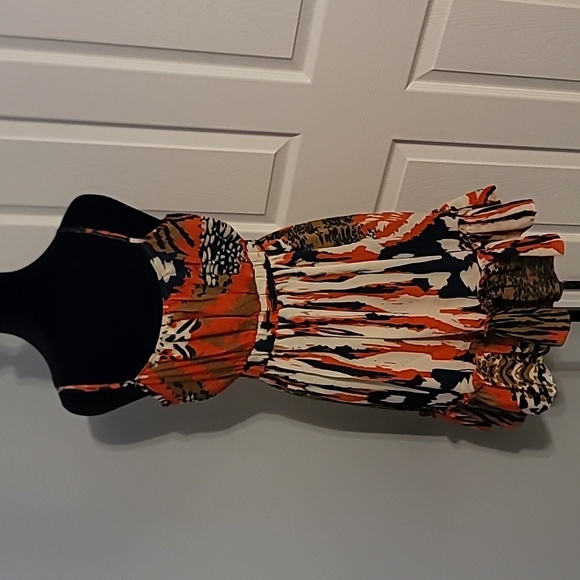 Abstract Print Ruffle Dress - Picture 5 of 7